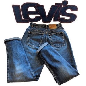 Vintage Levi’s 550 Womens 10 HIGH WAISTED EVC!!